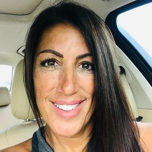 Meet your Posher, Christine